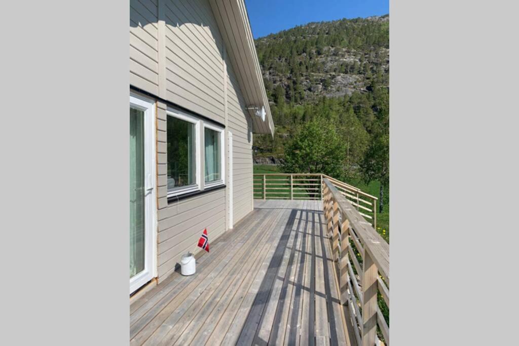 Efjord And Stetind Resort - Cabin Kobbernestinden Ballangen Eksteriør billede