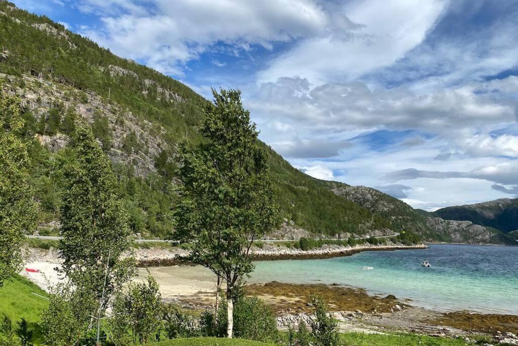 Efjord And Stetind Resort - Cabin Kobbernestinden Ballangen Eksteriør billede